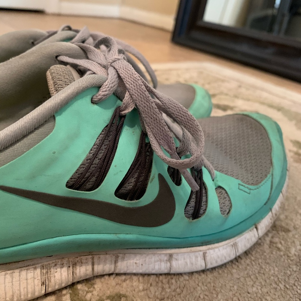 Tiffany Blue Nike Free Runs